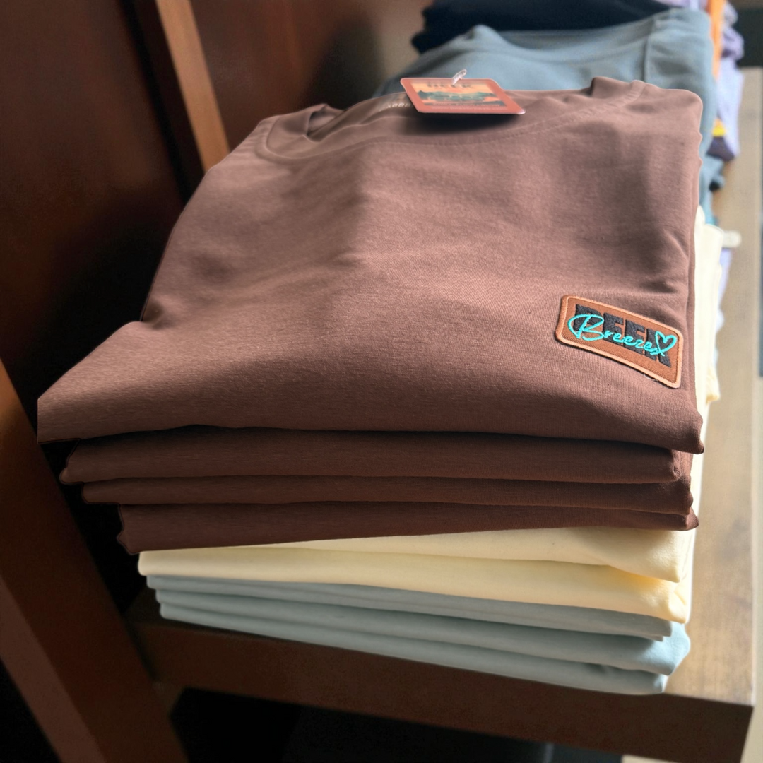 T-shirt Long Peek Breeze – Confort, douceur &amp; vibes plage, logo tissus