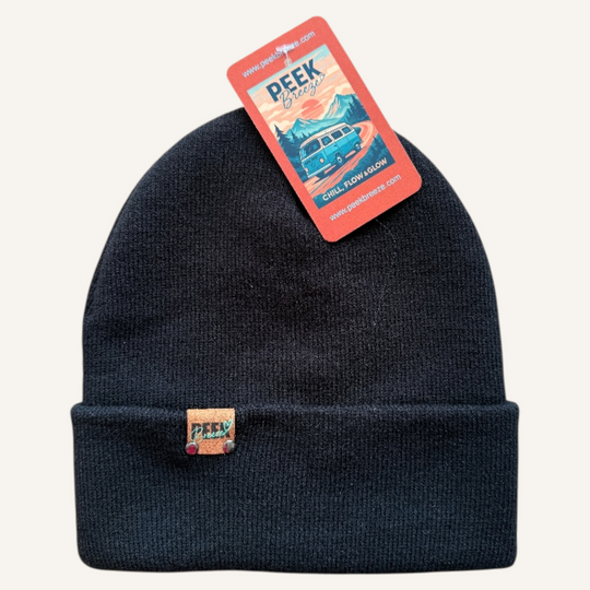 Tuque Peek Breeze – Minimaliste, Logo Discret &amp; Style Unisexe